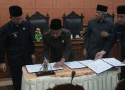 Nota Kesepakatan KUA PPAS APBD 2026 Ditandatangani Algafry