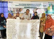 Membatik Ecoprint Dibuat Pelatihan dari PT. Timah, Peserta Antusias Mengikuti