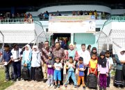 Kebut Kerja 100 Hari, Dessy Wawako Pkp Bagikan Beasiswa dan Kelengkapan Siswa Bagi Anak Yatim dan Berekonomi Lemah