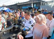 Bagikan Beras Ke Masyarakat Kota, Pemkot Bersama Pemprov Berkolaborasi, Ada Hidayat dan Ada Dessy Turut Serta