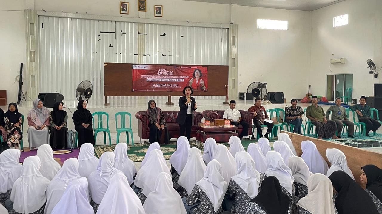 Dari Pesantren untuk Masa Depan: Aspirasi Santri Al-Muhajirin Menggema dalam Reses Me Hoa