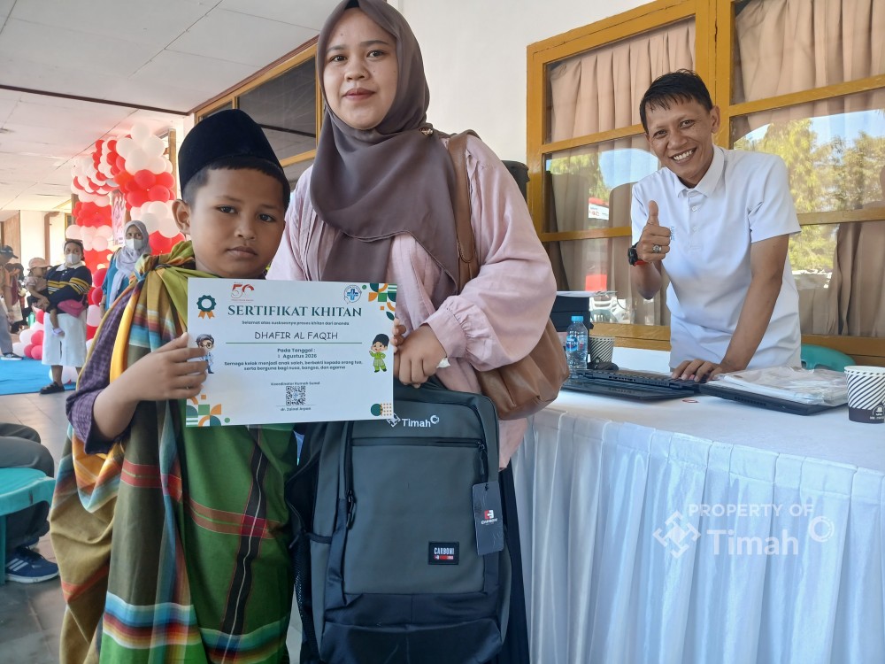 “Tak Sekadar Sunatan Gratis, PT TIMAH Hadirkan Harapan Baru bagi Keluarga Kurang Mampu Lewat Bulan Bakti ke-50”
