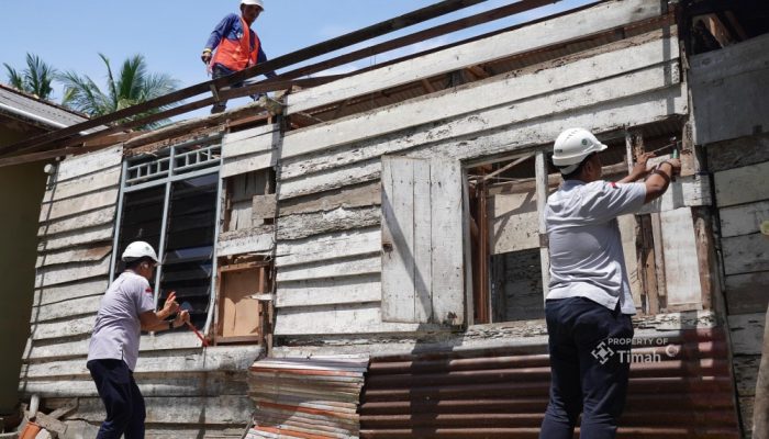 Dari Atap Runtuh hingga Rumah Kembali Nyaman, PT TIMAH Hadirkan Harapan bagi Warga