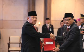 Resmi Definitif, Fery Afriyanto Dipasang Hidayat sebagai Penguat Mesin Pemerintahan Babel